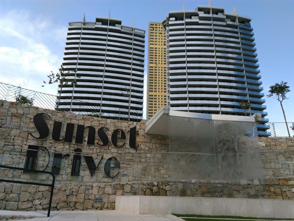 Апартаменты Sunset Drive Exclusive - Бенидорм Экстерьер фото